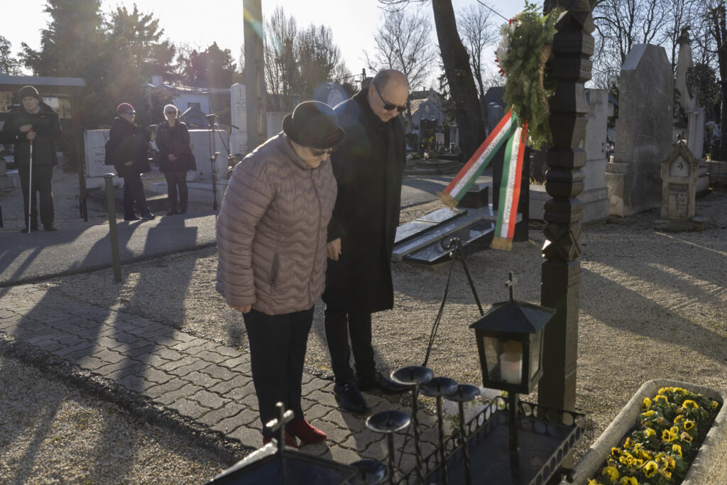 Kommunizmus.Áldozatainak.Napja1